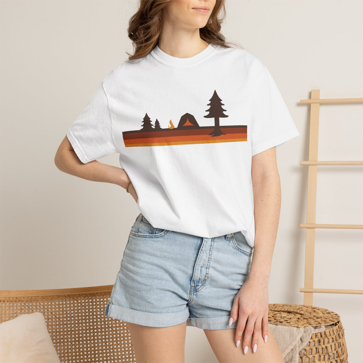 Happy Camper (Retro, 70s, Camping) Classic T-Shirt
